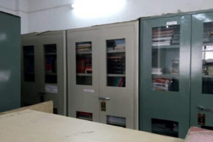 Sawkar Homoeopathic Medical College, Satara campus photo 4