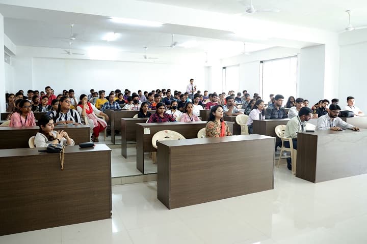 GH Raisoni College of Engineering and Management, Jalgaon campus photo 3