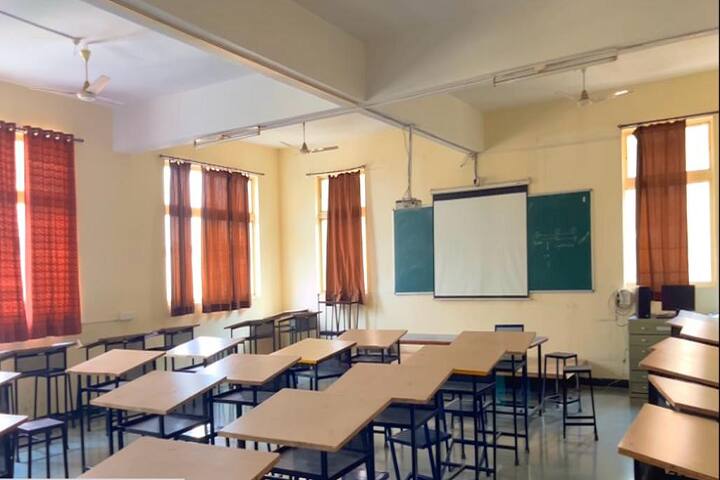 Pune District Education Association's College of Architecture, Akurdi campus photo 2