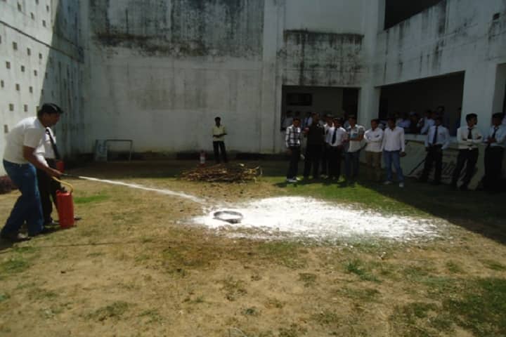 Unique Law College, Ghaziabad campus photo 5