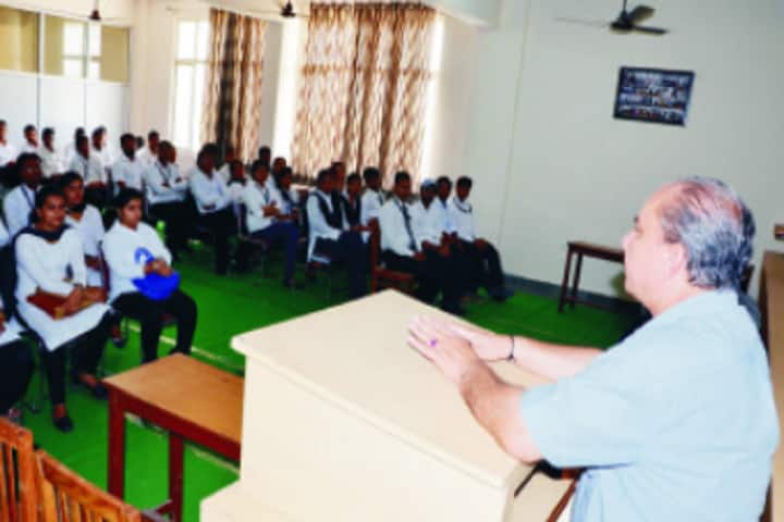 Smt Shanti Devi Law College, Rewari campus photo 2