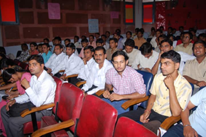 Smt Shanti Devi Law College, Rewari campus photo 4