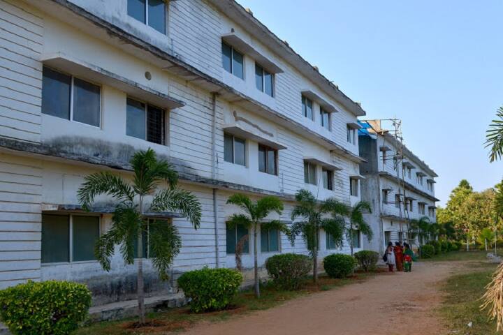 Yalamarty College of Polytechnic, Visakhapatnam campus photo 6