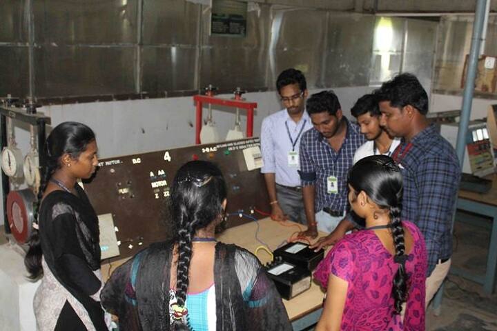 VKR and VNB Polytechnic College, Krishna campus photo 4