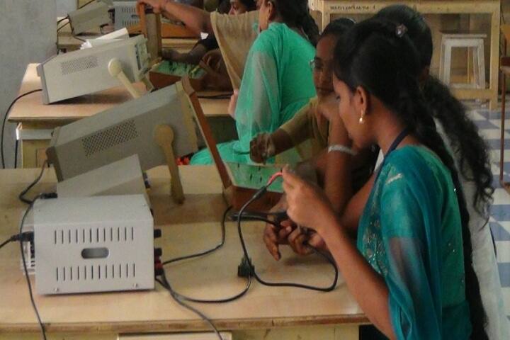 VKR and VNB Polytechnic College, Krishna campus photo 6