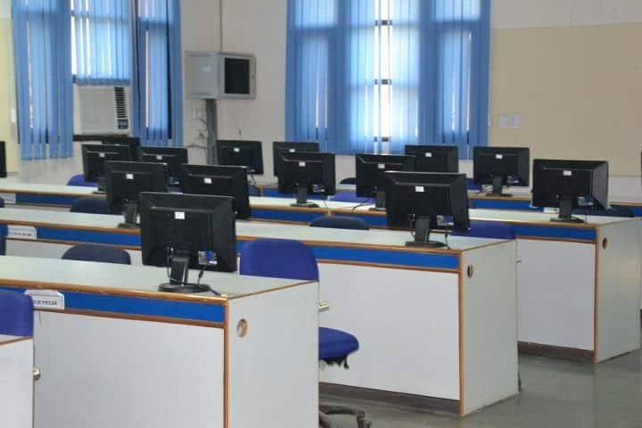 Sunder Deep College of Law, Ghaziabad campus photo 5