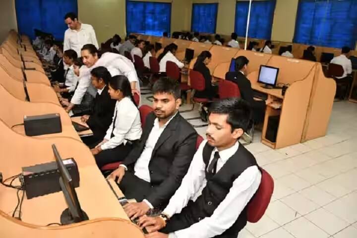 St Soldier Law College, Jalandhar campus photo 5