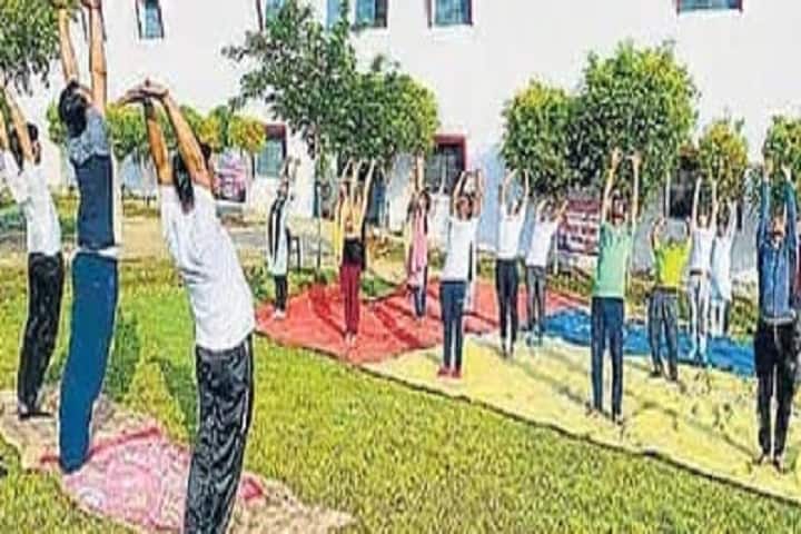 Smt Rajkumari Law College, Firozabad campus photo 4