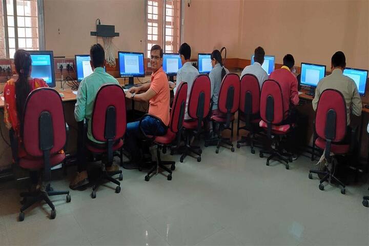 Shri NS Patel Law College, Modasa campus photo 3