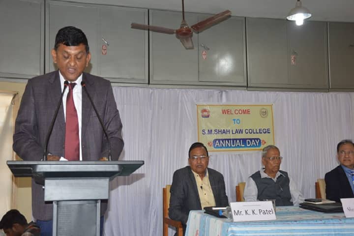 Shri SM Shah Law College, Mehsana campus photo 3