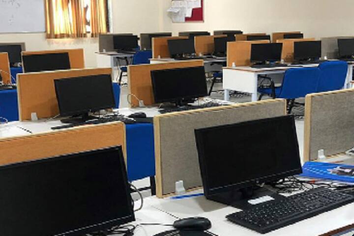 Bhagwan Mahavir University, Surat campus photo 3