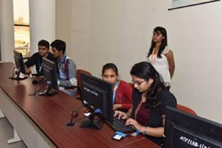 Neotech Institute of Physiotherapy, Vadodara campus photo 6