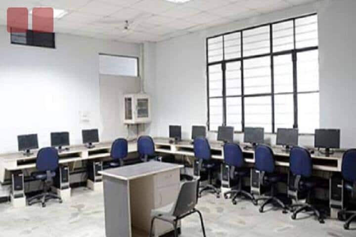 Shri Ram Murti Smarak College of Law, Bareilly campus photo 6