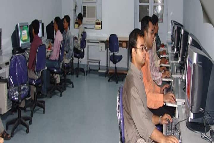Shri Girraj Maharaj Polytechnic College, Mathura campus photo 6