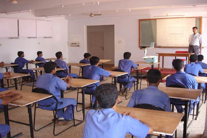 Sri CB Yeligar Polytechnic, Dharwad campus photo 3