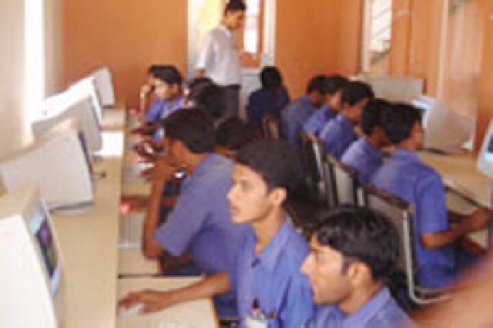 Sri CB Yeligar Polytechnic, Dharwad campus photo 4