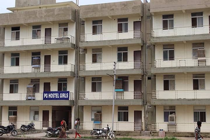 School of Legal Studies, LNCT University, Bhopal campus photo 2