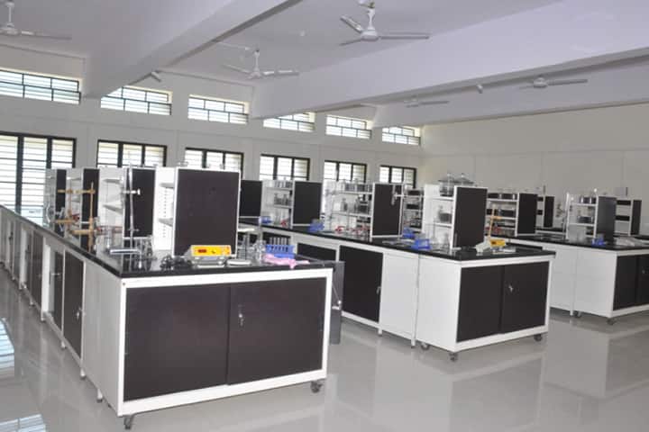 Vasantrao More Polytechnic, Jalgaon campus photo 3