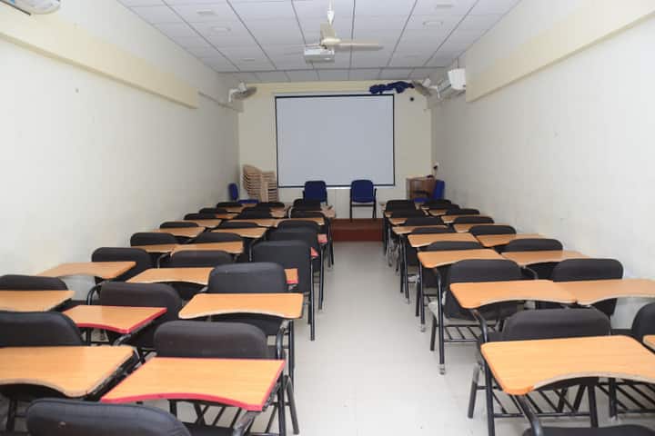 Shree PM Patel Post Graduate Institute of Law and Human Rights, Anand campus photo 6