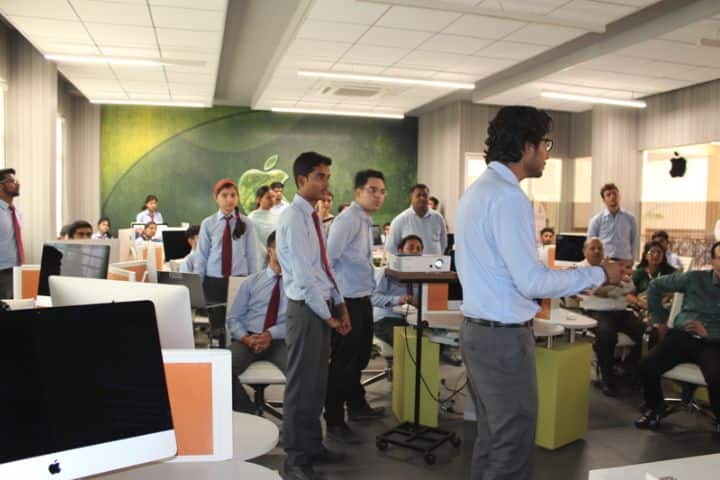 GL Bajaj Institute of Technology and Management, Greater Noida campus photo 4