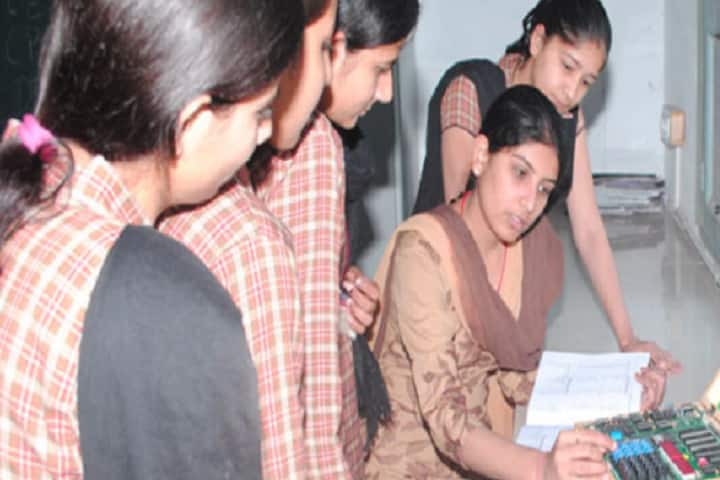 Seth Haribaksh Lohia Jairam Mahila Polytechnic, Kurukshetra campus photo 4
