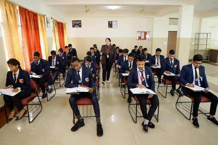 School of Legal Studies, Om Sterling Global University, Hisar campus photo 5
