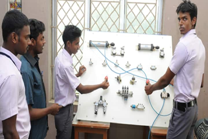 Thiru Seven Hills Polytechnic College, Chennai campus photo 2