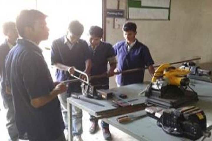 The Peoples Education Society's Diploma College of Engineering and Technology, Ahmednagar campus photo 5