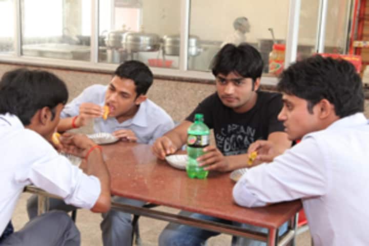 Unnati Management College and Technology, Mathura campus photo 2