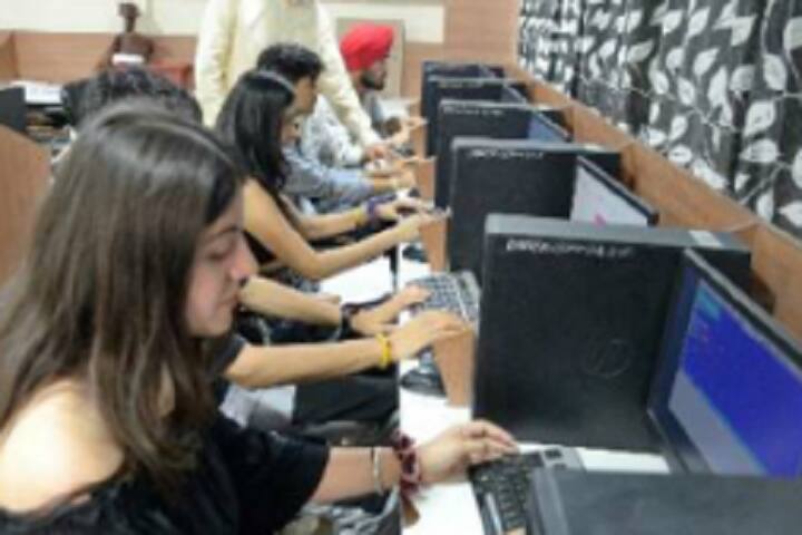 School of Law and Legal Studies, DAV University, Jalandhar campus photo 3