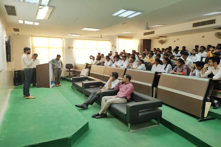 School of Law, MVN University, Palwal campus photo 2