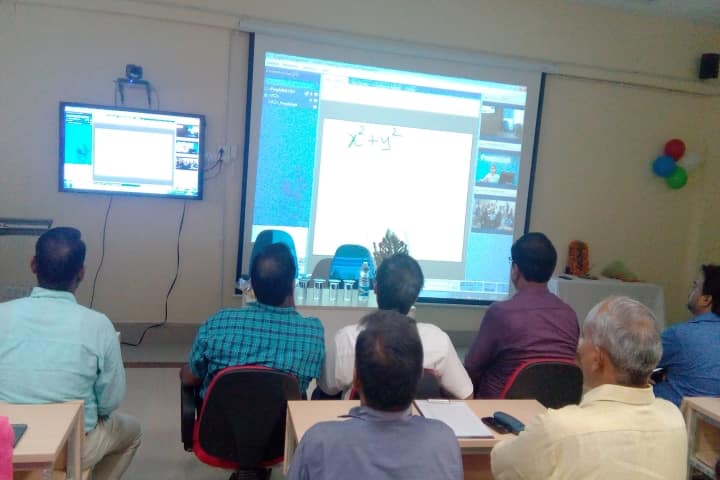 REC Ambedkar Nagar campus photo 4