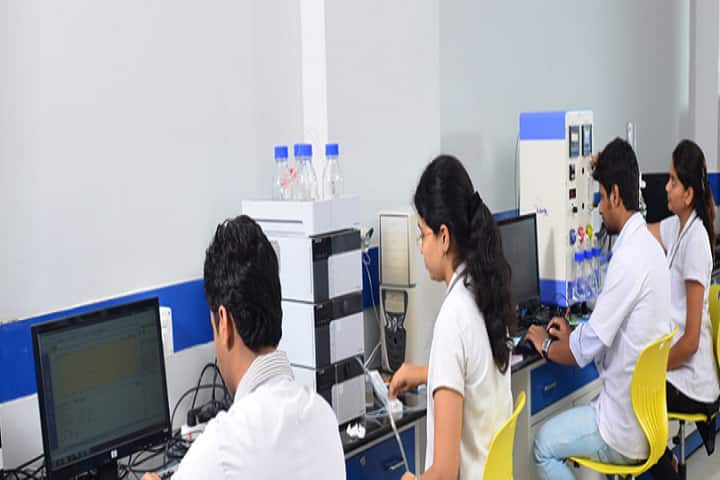 KL College of Pharmacy, Guntur campus photo 6