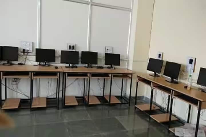 Sitabai Nargundkar College of Nursing for Women, Nagpur campus photo 4