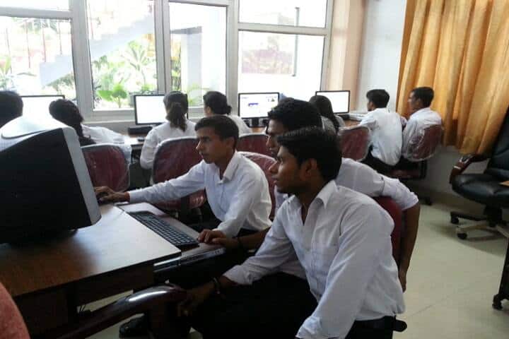 Mulayam Singh Yadav Law College, Lucknow campus photo 4