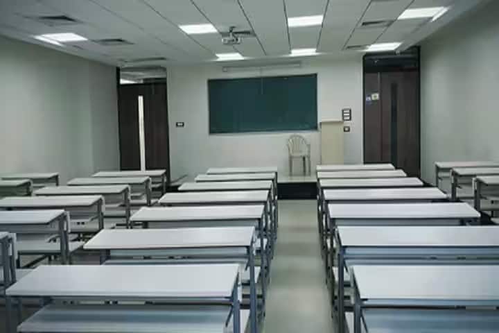 MKES College of Law, Mumbai campus photo 4