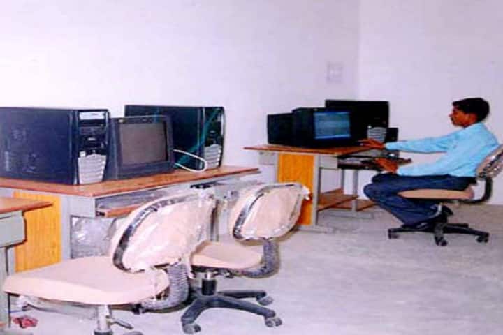 Sai College of Law, Mahoba campus photo 3