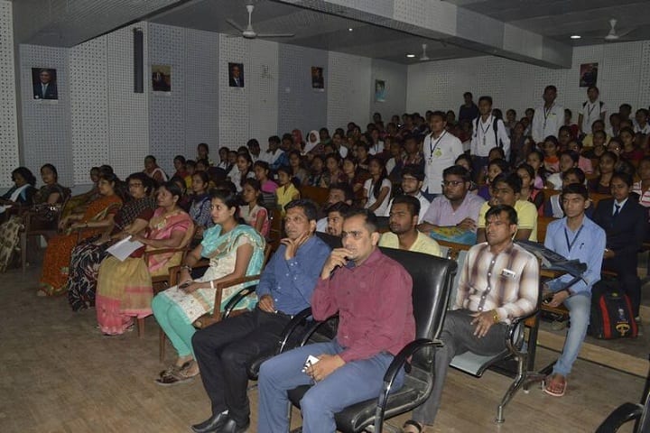 Khandesh College Education Society's Institute of Management and Research, Jalgaon campus photo 3