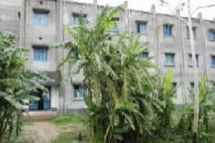 Mahishadal Raj College, Purba Medinipur campus photo 5