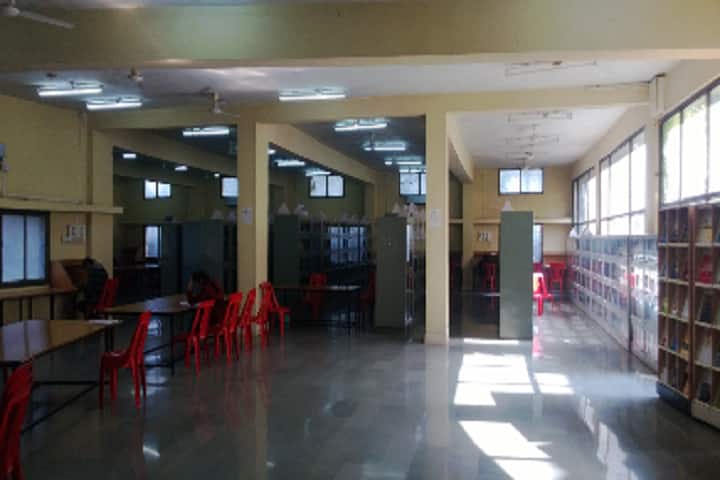 RD Gardi College of Nursing, Ujjain campus photo 4