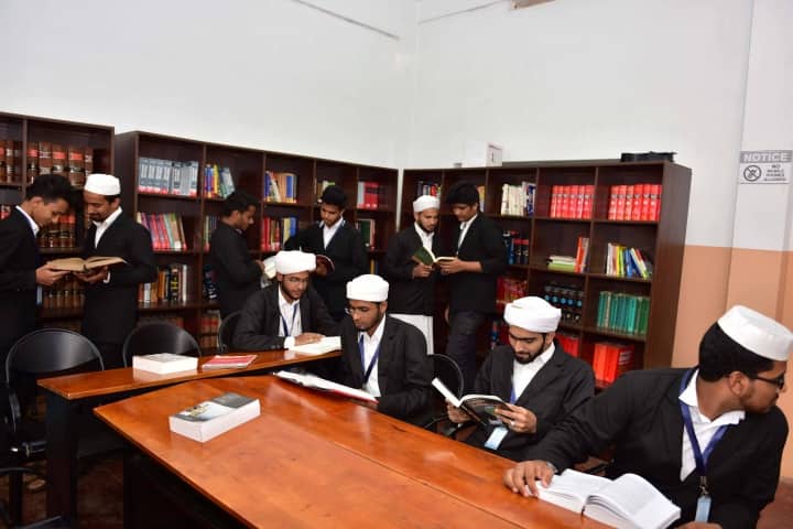 Markaz Law College, Kozhikode campus photo 3