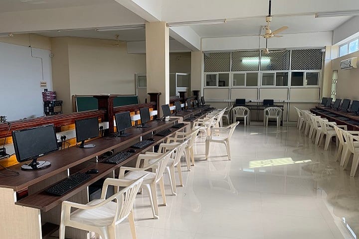 Mar Gregorios College of Law, Nalanchira campus photo 5