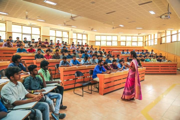 Karunya University campus photo 6