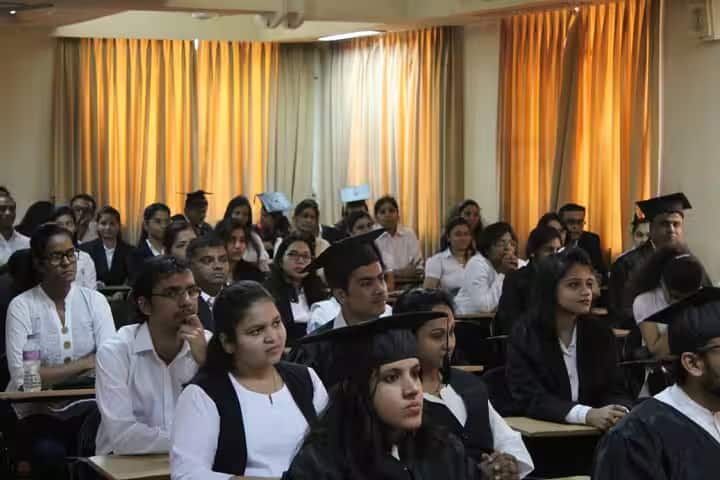 Nari Gursahani Law College, Ulhasnagar campus photo 5