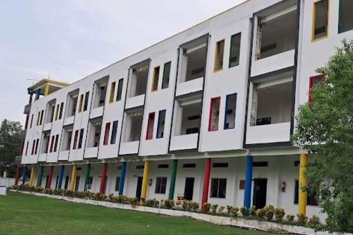 International School of Technology and Science, Off Campus, Jangareddygudem campus photo 2