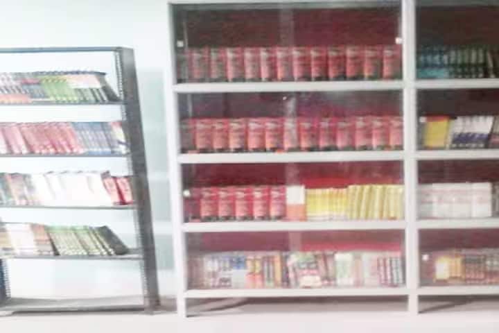 MVR Law College, Kaushambi campus photo 2