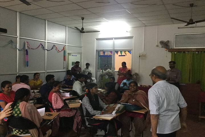 Pachaiyappa's College, Chennai campus photo 5