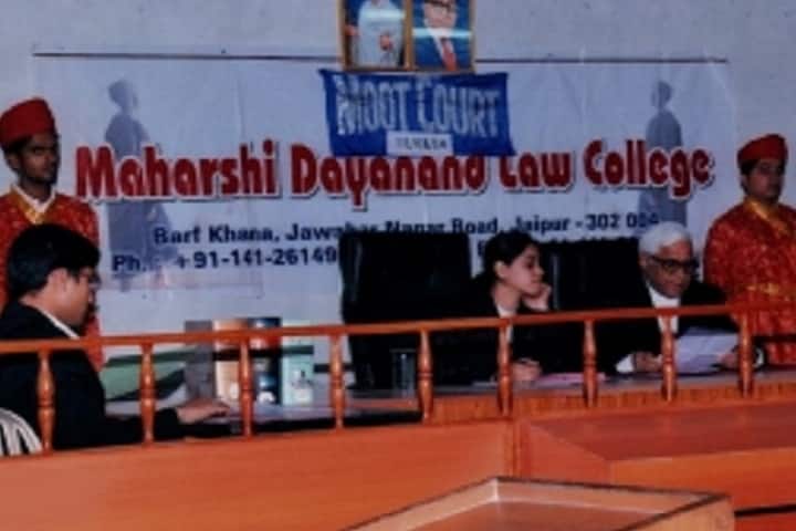 Maharshi Dayanand Law College, Jaipur campus photo 3