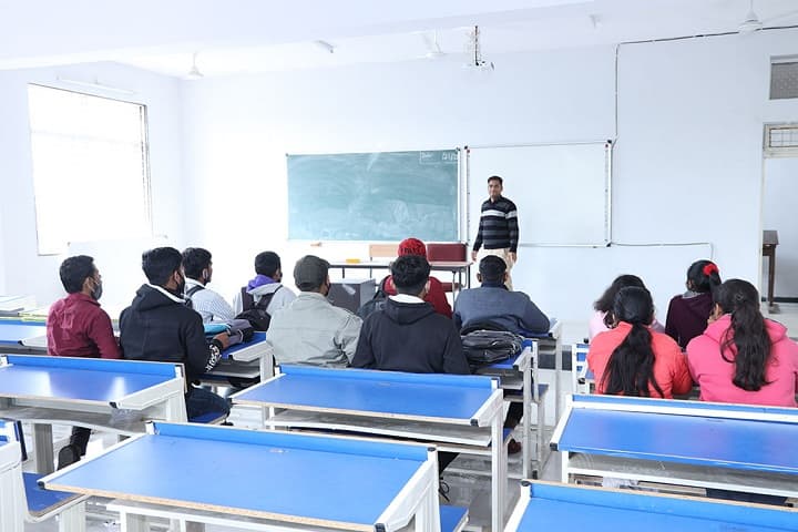 Ujjain Polytechnic College, Ujjain campus photo 6