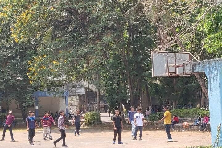 Modern Education Society's New Law College, Mumbai campus photo 6